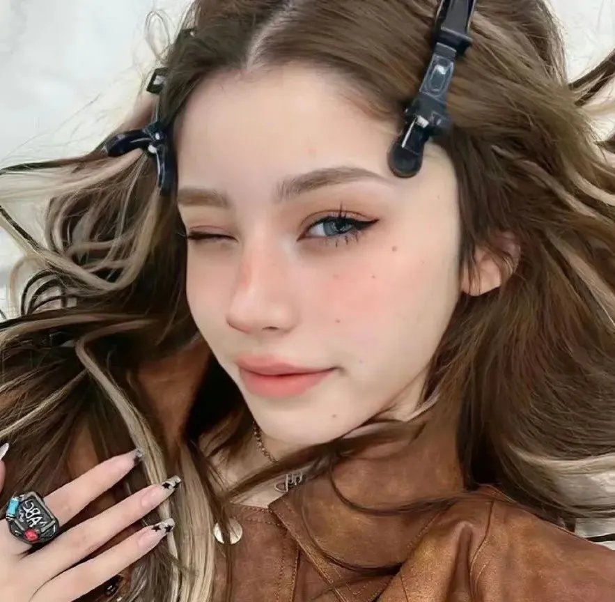 铁娘子的历史 - 第一部分：初期